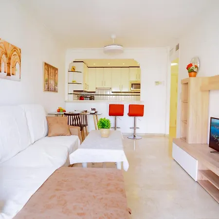 Dreamstay Hipercor - Moderno Apartment